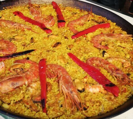 Tipica paella spagnola 